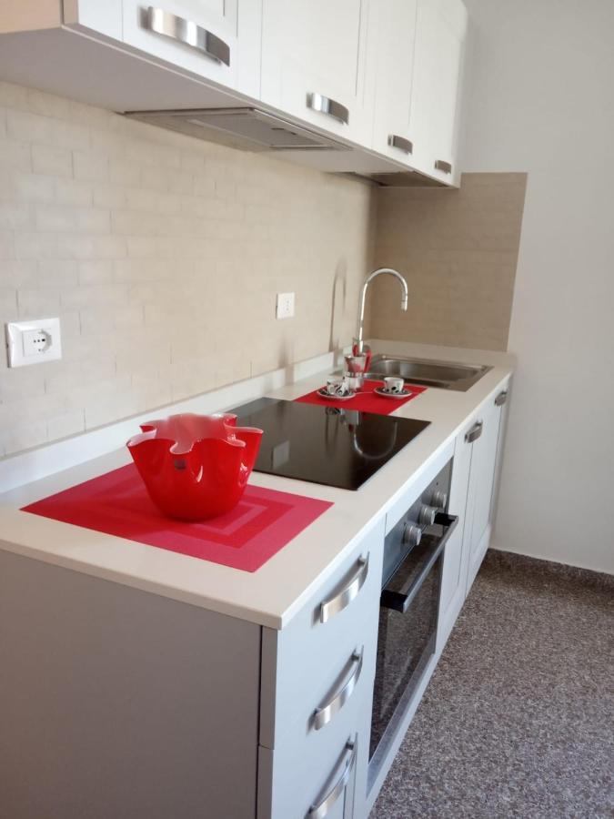 Red Tower Venice - 2 Mins From Vce Airport- Free Wifi 泰塞拉 外观 照片